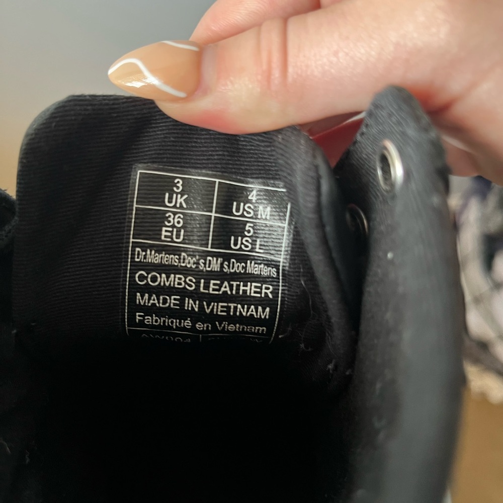 CLASSIC DR MARTENS - Picture 4 of 5